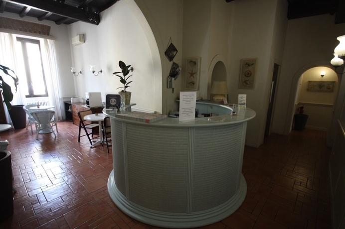 Imagen de los interiores del Hotel Andreina. Foto 13