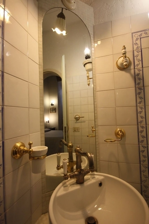 Imagen de la habitación del Hotel Andreina. Foto 10