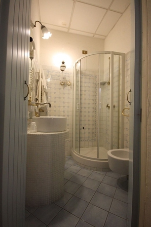Imagen de la habitación del Hotel Andreina. Foto 12