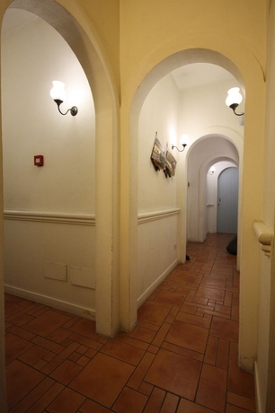 Imagen de los interiores del Hotel Andreina. Foto 15