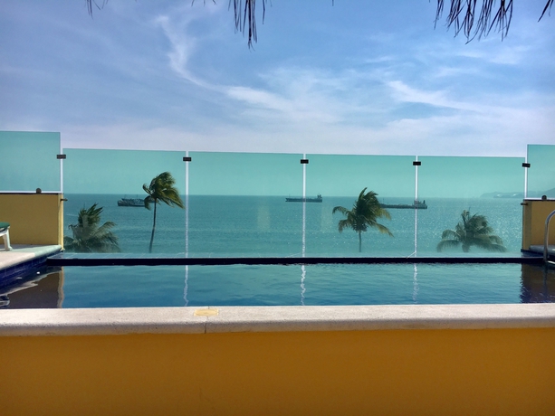 Imagen de los exteriores del Hotel Andressa Mia Apartments. Foto 17