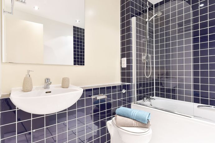 Imagen de la habitación del Hotel Andrew Superior Apartments. Foto 12