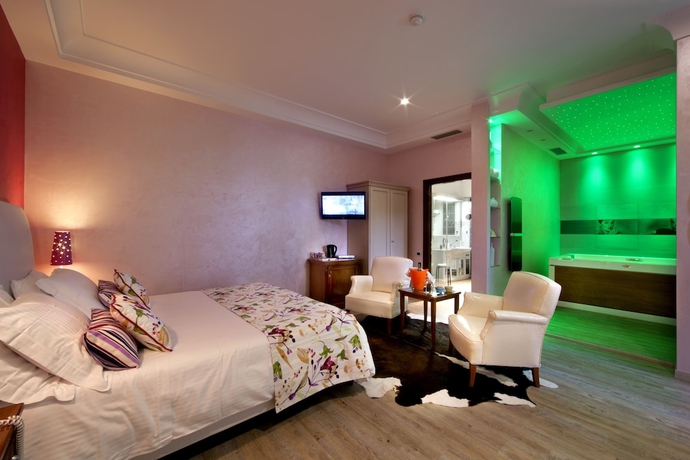 Imagen de la habitación del Hotel Andris. Foto 7