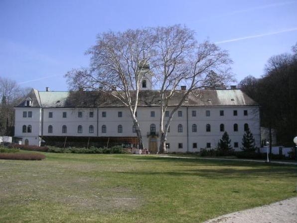 Imagen general del Hotel Andromeda-Wellness. Foto 4