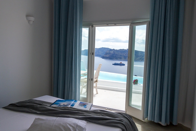 Imagen de la habitación del Hotel Andronis Luxury Suites. Foto 7