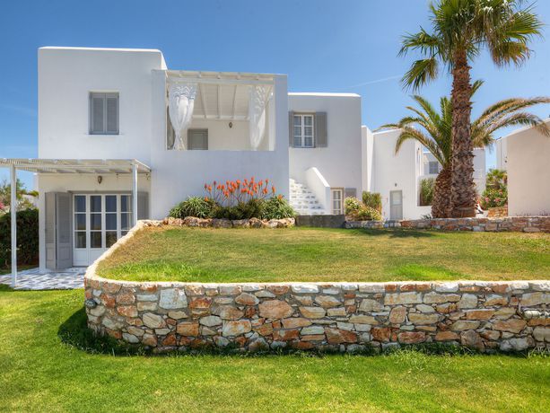 Imagen de los exteriores del Hotel Andronis Minois. Foto 9