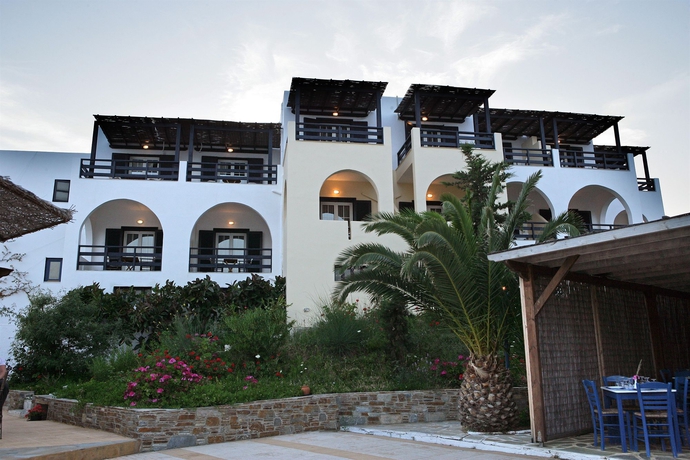 Imagen de los exteriores del Hotel Andros Holiday. Foto 9