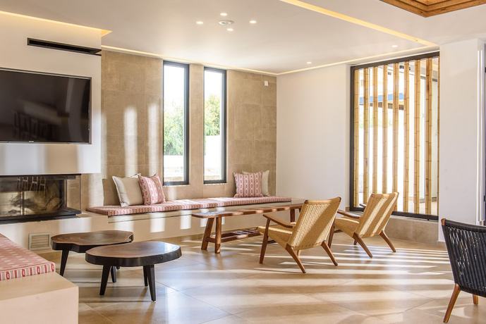 Imagen de los interiores del Hotel AneSea. Foto 16