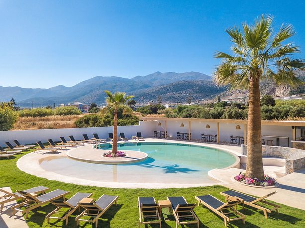 Imagen de la piscina del Hotel AneSea. Foto 19