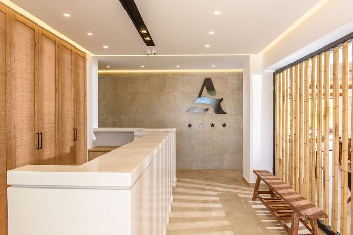 Imagen de los interiores del Hotel AneSea. Foto 17