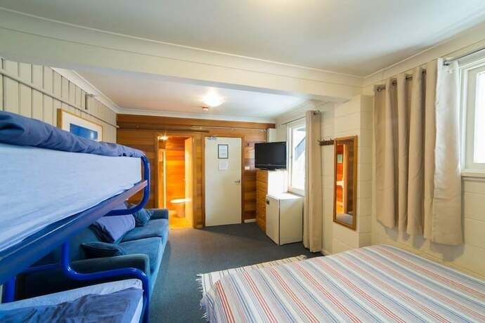 Imagen de la habitación del Hotel Aneeki Ski Lodge. Foto 17