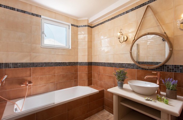 Imagen de la habitación del Hotel Aneli Villas - Villa Alexandra. Foto 9