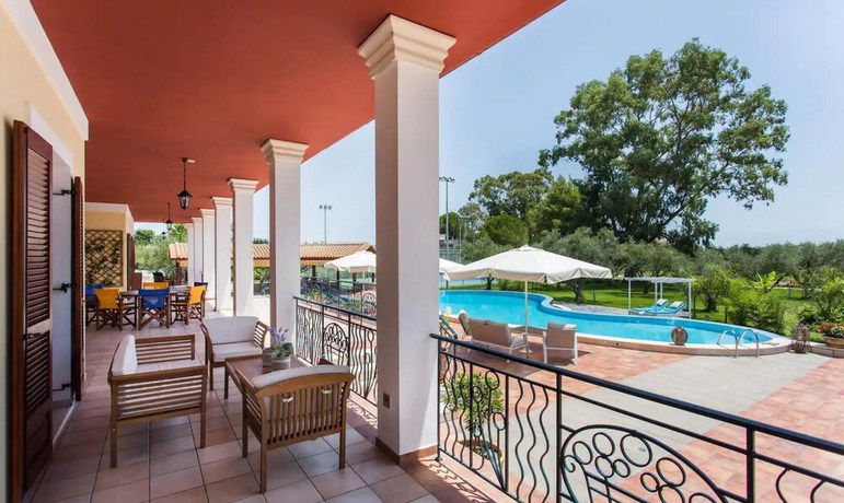 Imagen de la habitación del Hotel Aneli Villas - Villa Anastasia. Foto 4