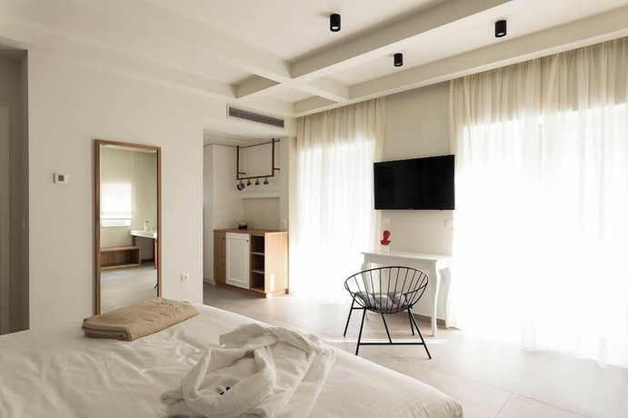 Imagen de la habitación del Hotel Anemolia Parga Suites. Foto 14