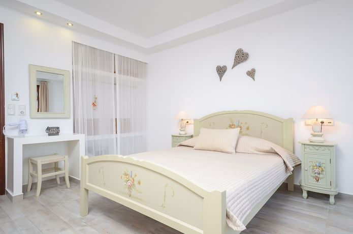 Imagen de la habitación del Hotel Anemomilos. Foto 4