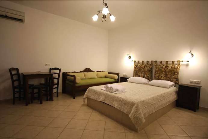 Imagen de la habitación del Hotel Anemomilos. Foto 18