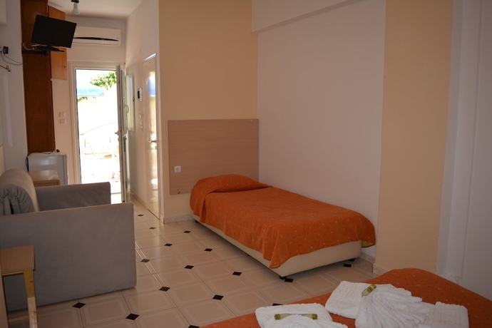 Imagen de la habitación del Hotel Anemomilos Villa. Foto 4