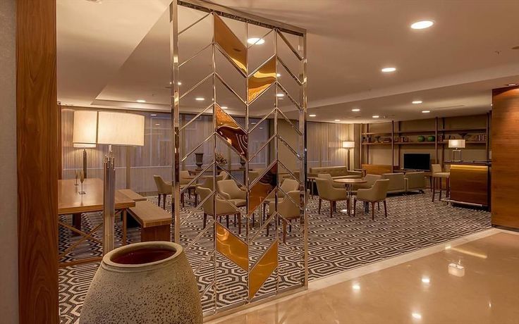 Imagen de los interiores del Hotel Anemon Ankara. Foto 7