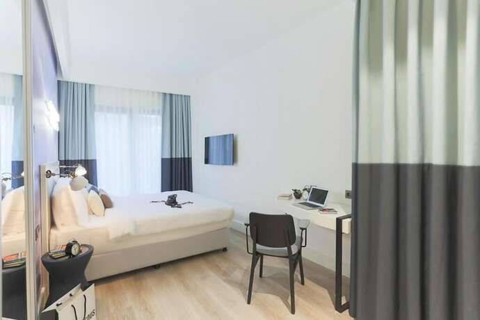 Imagen de la habitación del Hotel Anemon Bakirkoy. Foto 13