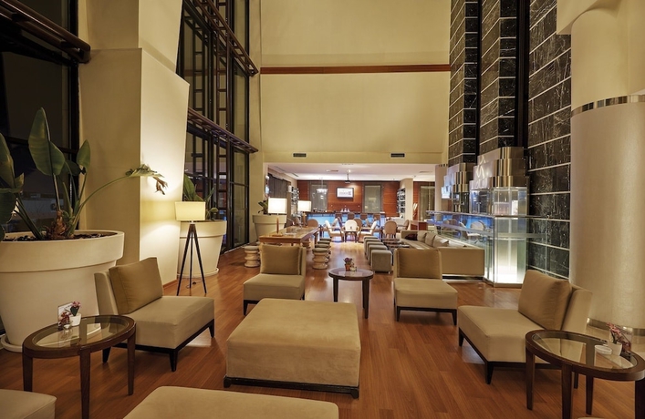 Imagen de los interiores del Hotel Anemon Eskisehir. Foto 13