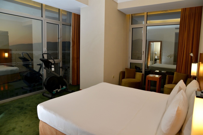 Imagen de la habitación del Hotel Anemon Fuar. Foto 4