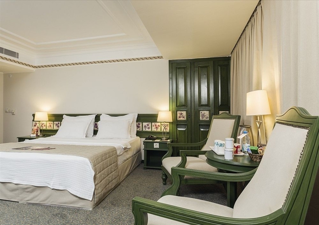 Imagen de los interiores del Hotel Anemon Izmir. Foto 10