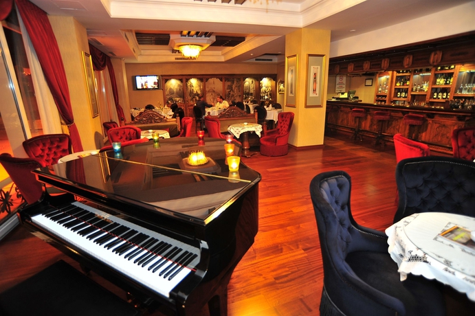 Imagen del bar/restaurante del Hotel Anemon Izmir. Foto 5