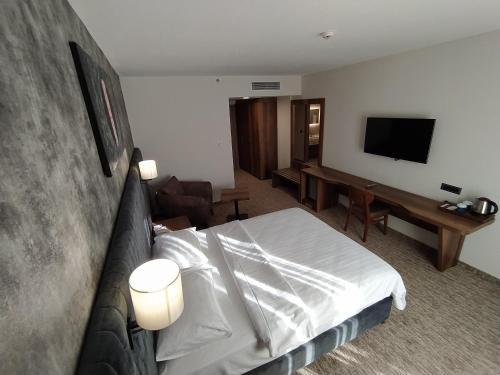 Imagen general del Hotel Anemon Karab&uuml;k. Foto 6