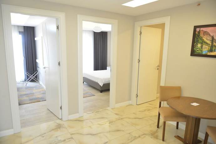 Imagen de la habitación del Hotel Anemon Kent Mersin. Foto 17