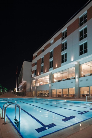 Imagen de la piscina del Hotel Anemon Ordu. Foto 14