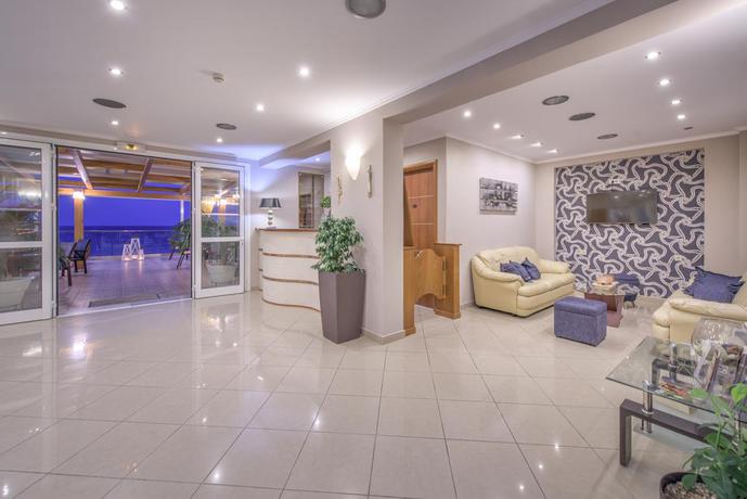 Imagen general del Hotel Anemona Beach. Foto 5