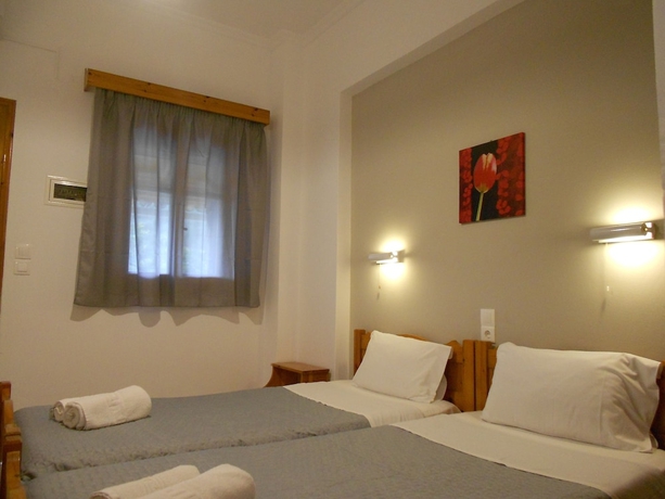Imagen de la habitación del Hotel Anemona Studios. Foto 3