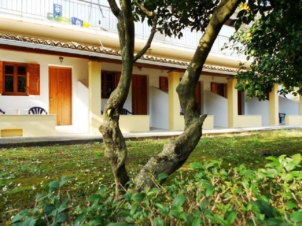Imagen de la habitación del Hotel Anemona Studios. Foto 10