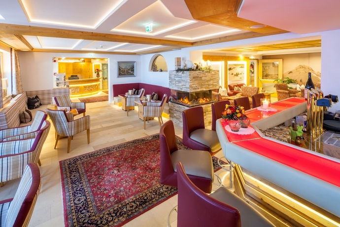 Imagen de los interiores del Hotel Anemone. Foto 19