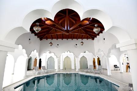 Imagen del bar/restaurante del Hotel Anemos Luxury Grand Resort. Foto 6