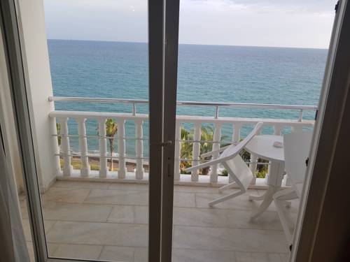 Imagen de la habitación del Hotel Anemurion. Foto 1