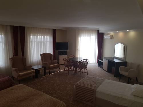 Imagen de la habitación del Hotel Anemurion. Foto 4