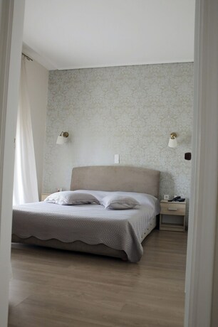 Imagen de la habitación del Hotel Anesi. Foto 32