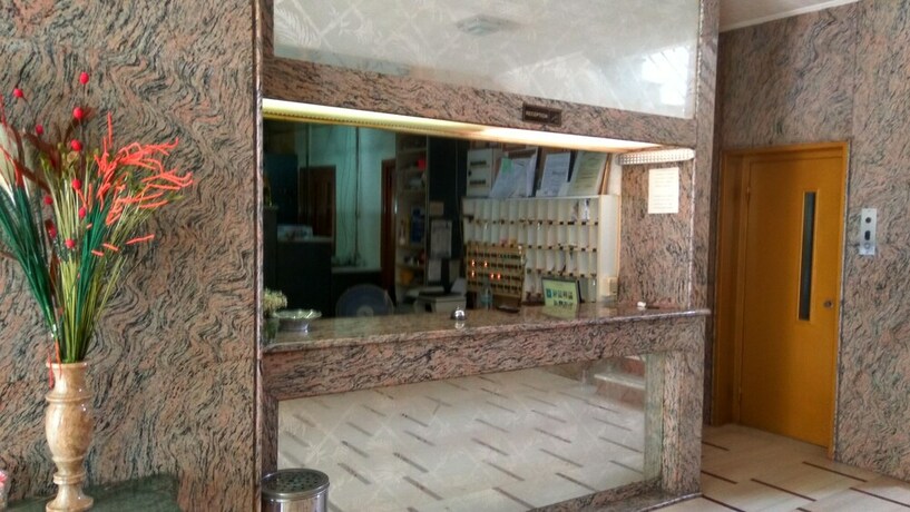 Imagen de los interiores del Hotel Anesi. Foto 37