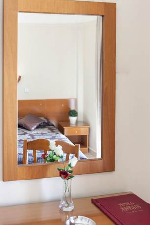 Imagen de la habitación del Hotel Anesis, Koz&aacute;ni. Foto 9