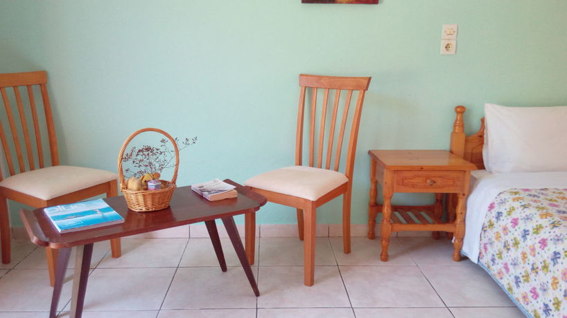 Imagen de la habitación del Hotel Anessis Studios. Foto 3