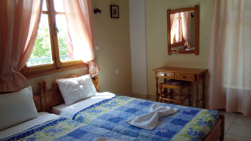 Imagen de la habitación del Hotel Anessis Studios. Foto 7