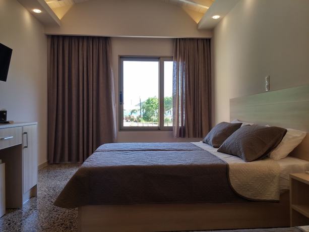 Imagen de la habitación del Hotel Anetis Beach. Foto 8