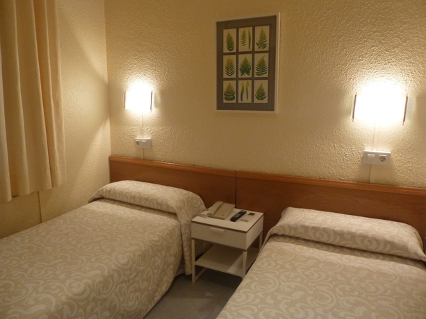 Imagen de la habitación del Hotel Aneto, Las Ramblas. Foto 7