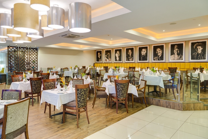 Imagen del bar/restaurante del Hotel Anew Capital Pretoria. Foto 4