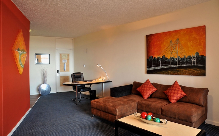 Imagen de los interiores del Hotel Anew Parktonian Johannesburg. Foto 16