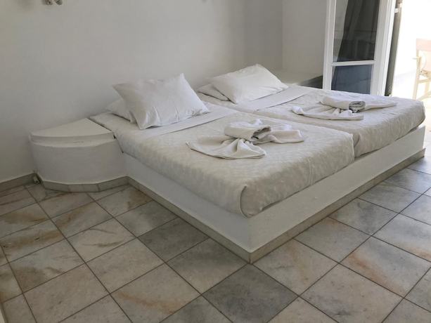 Imagen de la habitación del Hotel Anezina, Paros. Foto 10