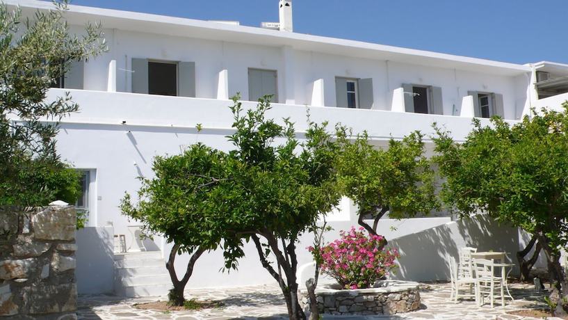 Imagen general del Hotel Anezina, Paros. Foto 1