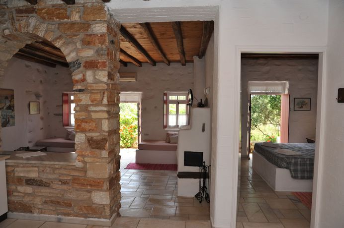Imagen de la habitación del Hotel Anezina Village. Foto 2