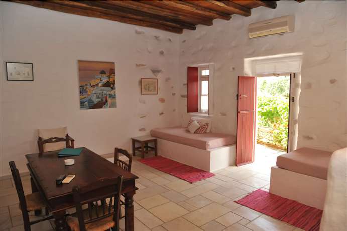 Imagen de la habitación del Hotel Anezina Village. Foto 6